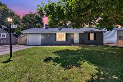 /international/us/411-bowles-street-normal-il-110109068876/