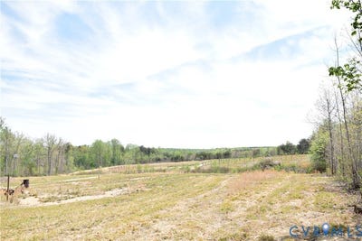 /international/us/1075-freshwater-creek-road-mineral-va-110108168410/