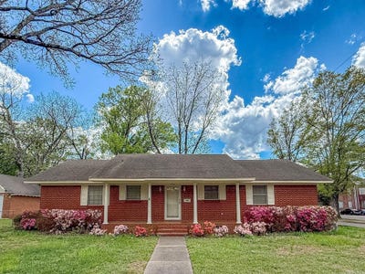 /international/us/203-pine-bluff-street-malvern-ar-110105764419/