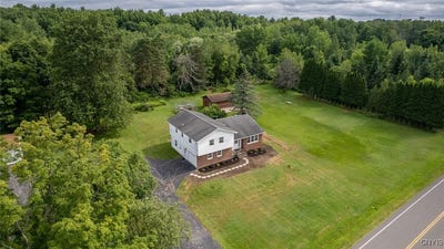/international/us/5157-orangeport-road-clay-ny-110101026566/