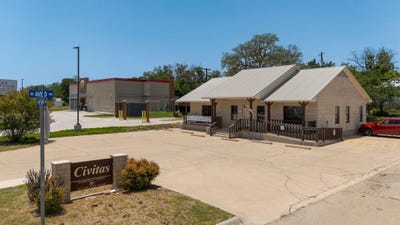 /international/us/408-n-key-ave-lampasas-tx-110101231302/