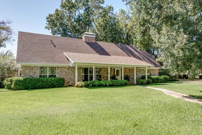 /international/us/403-johnson-street-terrell-tx-110120451107/