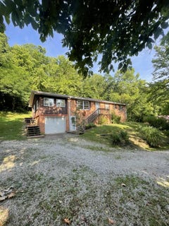 /international/us/4383-cherry-lane-huntington-wv-110100685051/