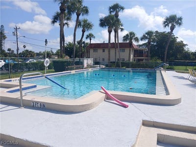 /international/us/198-joel-boulevard-unit-3-lehigh-acres-fl-110101009314/
