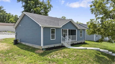 /international/us/8029-w-sinclair-street-west-baden-springs-in-110119518817/