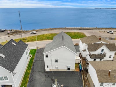 /international/us/501-ocean-boulevard-hampton-nh-110107417361/
