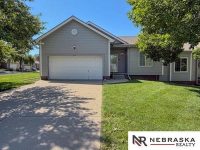 /international/us/5004-n-145th-street-omaha-ne-110110047440/