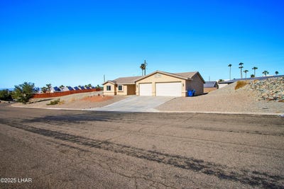 /international/us/2835-bamboo-dr-lake-havasu-city-az-110097598101/
