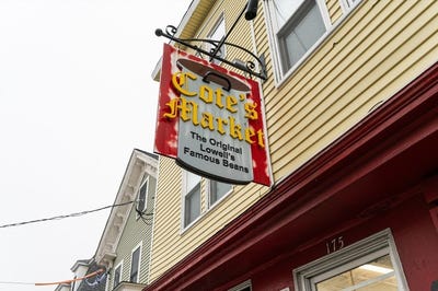 /international/us/169-171-salem-st-lowell-ma-110103600308/