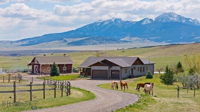 /international/us/72-basin-trail-livingston-mt-110106984388/