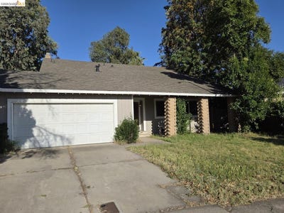 /international/us/stockton-ca-110108532045/
