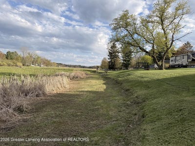 /international/us/4255-wieman-road-beaverton-mi-110108297448/