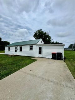 /international/us/320-w-elm-street-street-palmyra-mo-110101004731/