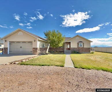/international/us/206-prairie-view-drive-lyman-wy-110102880466/