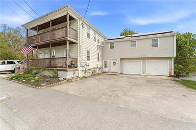 /international/us/167-central-street-lincoln-ri-110107959038/