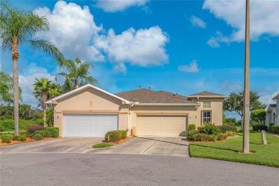 /international/us/2451-sifield-greens-way-sun-city-center-fl-110110170043/
