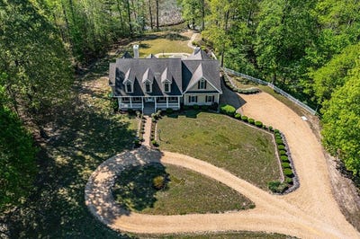 /international/us/51-grand-villa-drive-weems-va-110107395800/