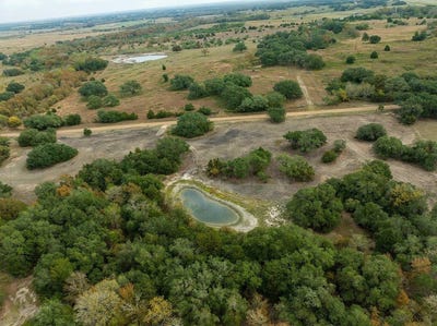 /international/us/1250-ladewig-lane-schulenburg-tx-110120027587/
