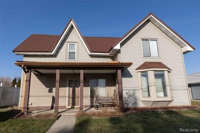 /international/us/4026-main-street-brown-city-mi-110104407081/