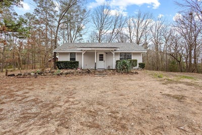 /international/us/206-county-road-34980-powderly-tx-110104956528/