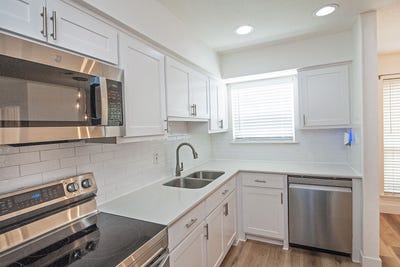 /international/us/1100-calico-lane-arlington-tx-110108546347/