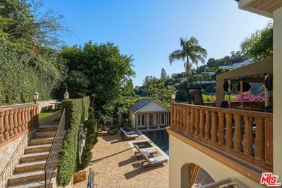 /international/us/900-chantilly-rd-los-angeles-ca-110108506038/