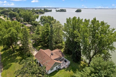 /international/us/n8283-n-mckinley-beach-road-beaver-dam-wi-110101301654/?lang=zh-tw