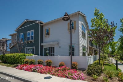 /international/us/114-red-brick-drive-simi-valley-ca-110109042252/