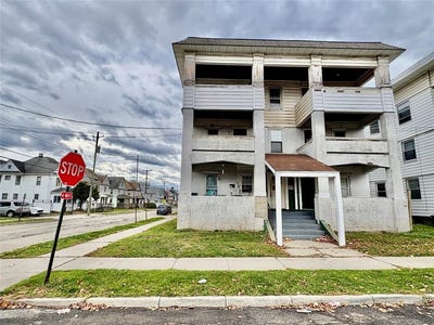 /international/us/24-lincoln-avenue-endicott-ny-110103679746/