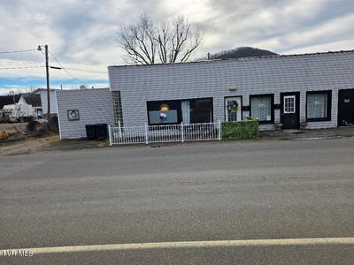 /international/us/122-e-main-street-mountain-city-tn-110106251171/