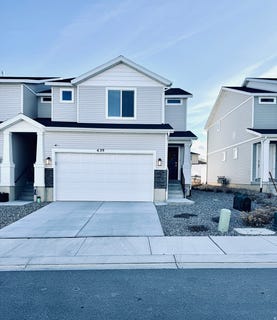 /international/us/639-w-parker-pl-grantsville-ut-110108478892/