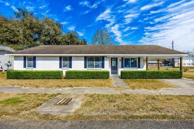 /international/us/300-philosopher-street-napoleonville-la-110105360716/