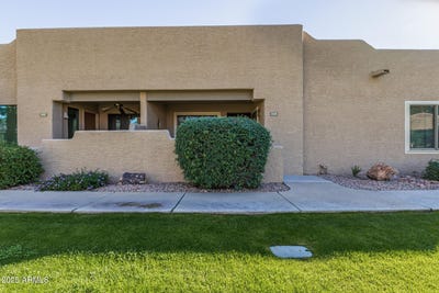 /international/us/14300-w-bell-road-surprise-az-110104163148/