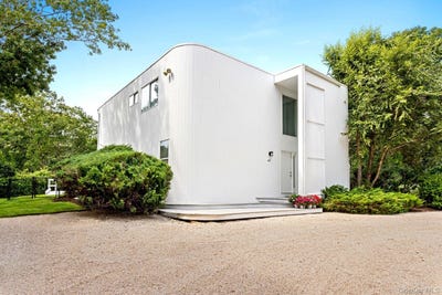 /international/us/40-peacock-path-east-quogue-ny-110120119813/