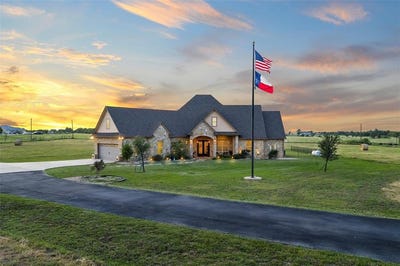 /international/us/1901-rosenthal-parkway-lorena-tx-110100653491/