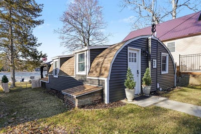 /international/us/642-swains-lake-drive-concord-mi-110106127793/
