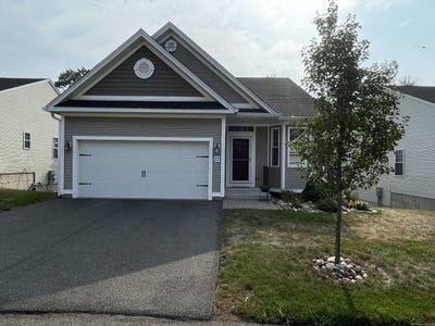 /international/us/22-webster-lane-middletown-ct-110101313193/?lang=en