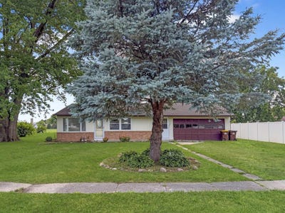 /international/us/508-north-1st-street-pearl-city-il-110109027678/