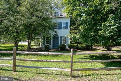 /international/us/1250-old-lancaster-road-berwyn-pa-110108550226/
