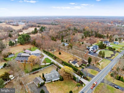 /international/us/7-elmwood-road-mount-laurel-nj-110096047980/