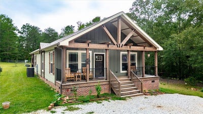 /international/us/412-simms-school-road-central-sc-110102711542/