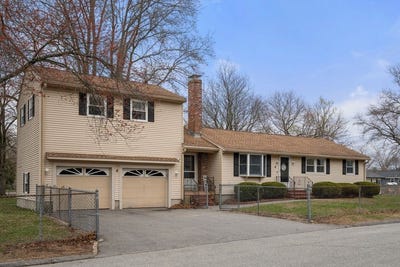 /international/us/6-broadview-rd-lowell-ma-110107653139/