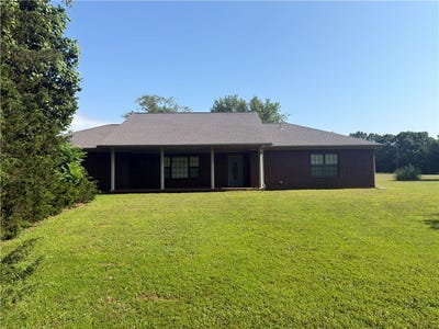 /international/us/1070-county-road-3348-clarksville-ar-110109168892/