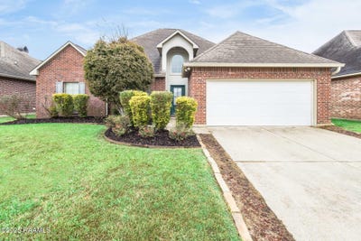 /international/us/104-greenvale-drive-carencro-la-110104161980/