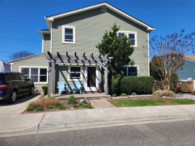 /international/us/63-kerrigan-street-long-beach-ny-110105038254/