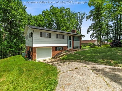 /international/us/811-mcnabb-heights-drive-elkview-wv-110108493561/