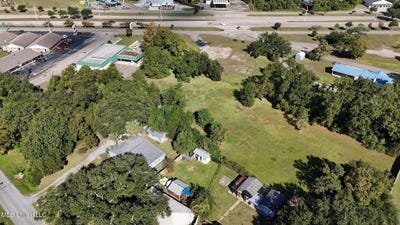 /international/us/502-highway-90-bay-saint-louis-ms-110103374532/