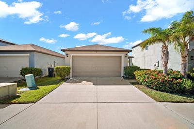 /international/us/7215-salt-river-avenue-sun-city-center-fl-110120606514/