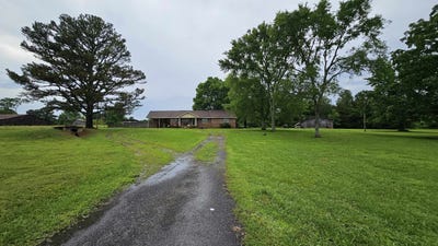 /international/us/7466-county-hwy-48-russellville-al-110107289480/