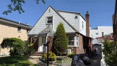 /international/us/181-01-64-ave-fresh-meadows-ny-110108143269/